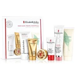 Elizabeth Arden Must Have Travel Essentials Confezione Regalo 100ml Crema Green Tea + 50ml Eight Hour Skin Protectant + 50ml Detergente Esfoliante + 30ml Crema Mani Eight Hour + 30ml Ceramide Lift 7 Firm Crema Giorno + 7 X Capsule Di Siero