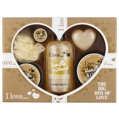 I Love... A Big Box Of Love Vanilla And Almond Confezione Regalo 500 Ml Bagnoschiuma + 100 Ml Sugar Scrub + 100 Ml Burro Corpo + 10 Ml Burrocacao + 60 G Sapone + Spugna