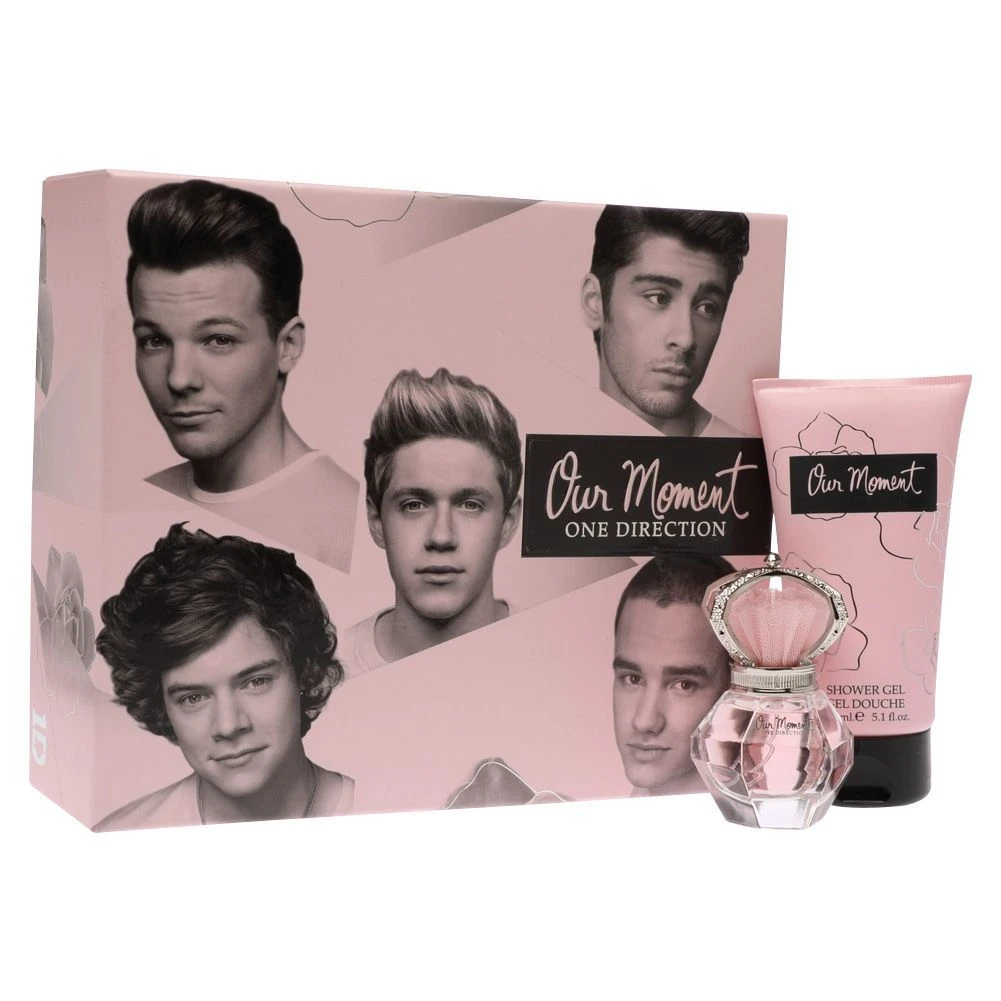 One Direction Our Moment Confezione Regalo 30 Ml EDP + 150 Ml Gel Doccia 1 One Direction Our Moment Confezione Regalo 30 Ml EDP + 150 Ml Gel Doccia