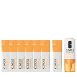 Clinique Kit Fresh Pressed 7-day System Detergente Viso 7 Pz X 0,5 G + 1 Fiala Di Attivatore Di Trattamento 8,5 Ml