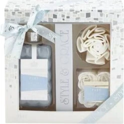 Style & Grace Puro Bathroom Retreat Confezione Regalo 500 Ml Crema Bagno + Confetti Bagno A Forma Di Rosa + Fiore Doccia